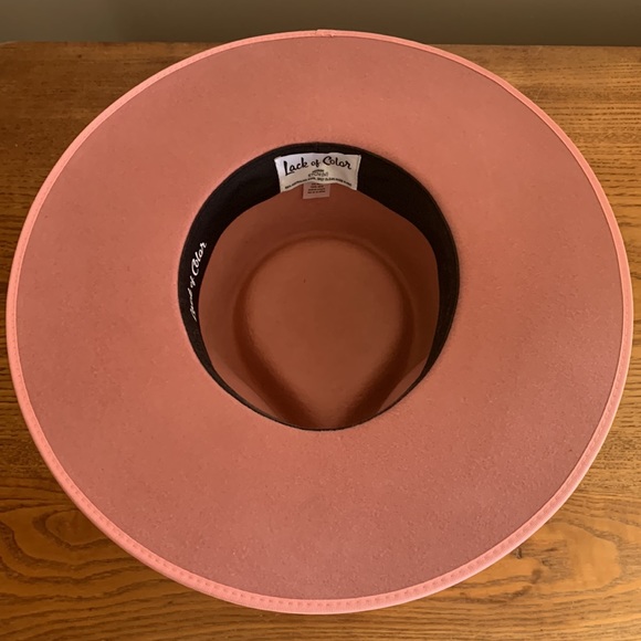 Lack of Color Wool Rancher - Picture 3 of 5